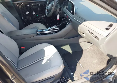 2022 Hyundai Sonata Se z USA, uszkodzony, nr VIN 5NPEG4JA8NH145605